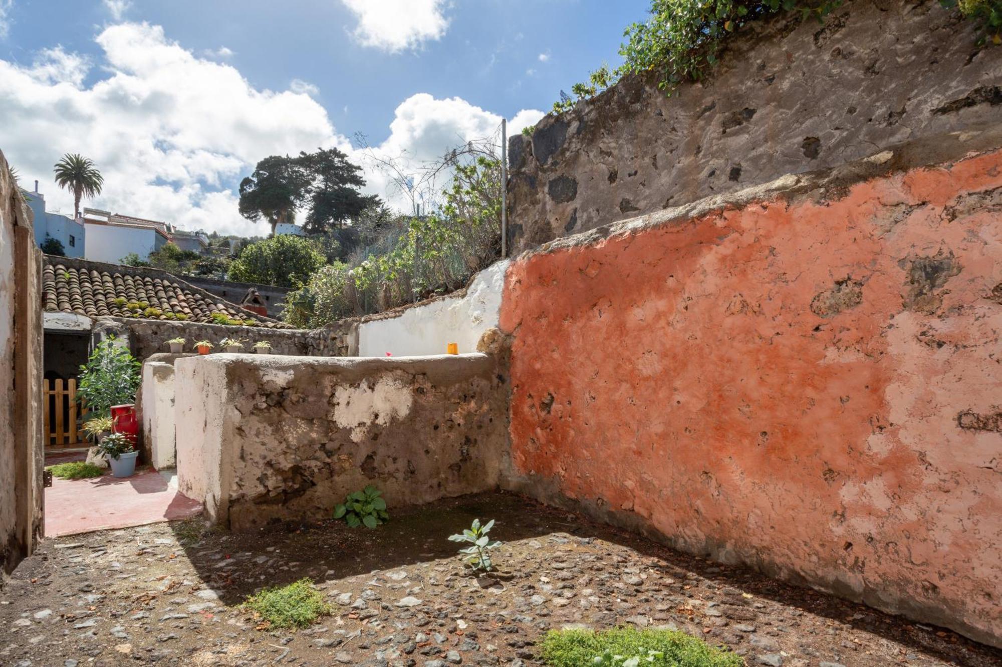 Un Jardin Al Mar Hotel Genoves Exterior photo